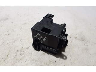 Блок предохранителей 252360794R   Renault Clio V    