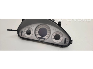 Přístrojová deska Mercedes-Benz E W211 2004 A2115403547, 88311361