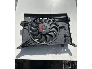 Электрический вентилятор радиаторов  0130706822, 30723105   Volvo V70 