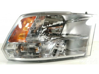 Передняя фара