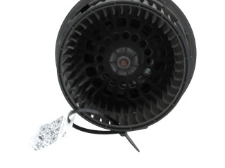 Вентилятор печки    272107379R   Dacia Logan II