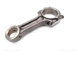 Шатун      KIA Carnival  