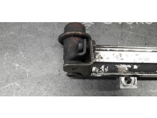 Топливная рампа 17093119 Pontiac Trans Sport