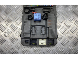 Блок предохранителей 9651938180   Citroen C8    