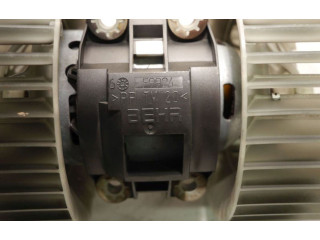 Вентилятор печки       BMW X3 E83