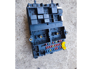 Блок предохранителей 56038406AM   Jeep Grand Cherokee (WJ)    