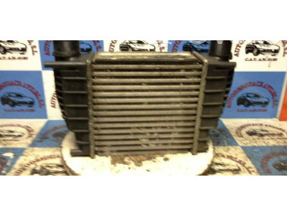 Интеркулер 8200471888 Renault Clio III