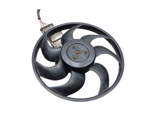 Руль Audi Q7 4L 2005 - 2015 года 7L0959455C, 0130303292