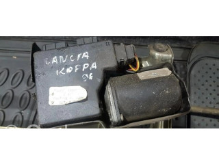 Моторчик дворников 50588629, 22116581 Lancia Kappa