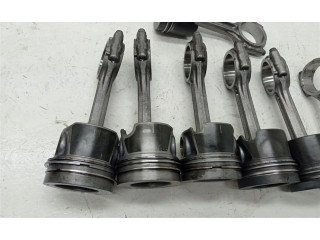 Шатун Volkswagen PASSAT B8