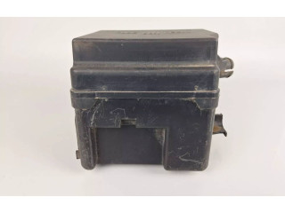 Блок предохранителей 51742420   Alfa Romeo GT    