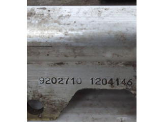 Топливная рампа 9202710, 1204146 Volvo XC70