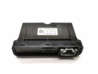 Модуль управления ручным тормозом