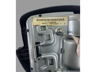 Подушка безопасности водителя 8200236060   Renault Clio II