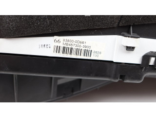 Přístrojová deska Toyota Yaris 2011 838000D661, MB4573003900