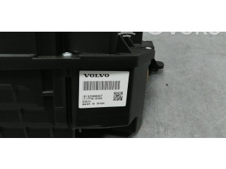 Дисплей    36011698, 32300227   Volvo XC60