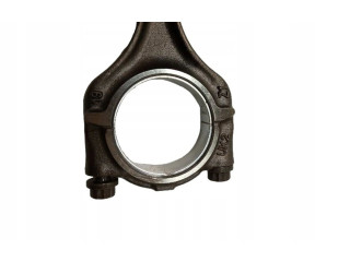  Поршень с шатуном  1831R0, MPI  Skoda Fabia Mk3 (NJ)  