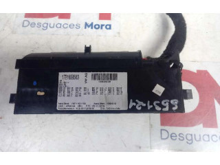 Pojistková skříňka 1721658563, 1721658563 Volkswagen Caddy 2017