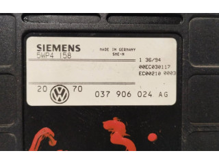 Блок управления двигателя 037906024AG Volkswagen Golf III