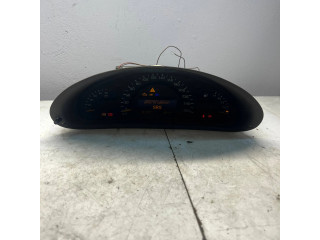 Přístrojová deska Mercedes-Benz C W203 2004 A2035403047, 110080231