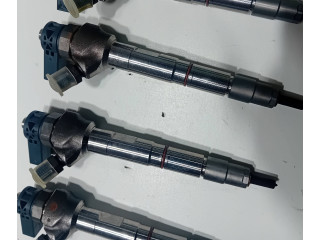 Комплект форсунок 04L130277AC Skoda Octavia Mk4