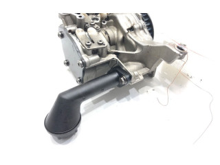 Масляный насос   04L145208K  Skoda Octavia Mk3 (5E) 