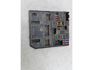 Pojistková skříňka 284B75NA0A Nissan Qashqai+2 2013