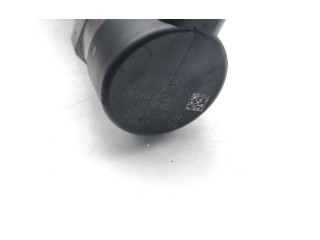 Топливная рампа 30777554, 0281002707   Volvo V70   для двигателя D5244T4