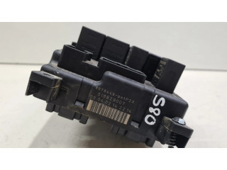 Блок предохранителей 518829007, 8678449   Volvo S80    