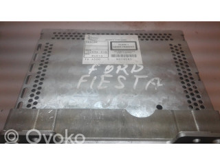 Радио/ проигрыватель CD/DVD / навигация