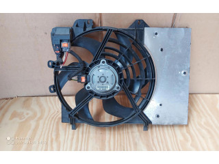 Комплект радиатора    Peugeot 208