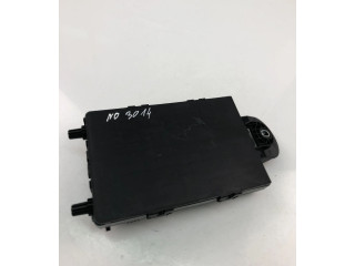 Блок предохранителей 32142591 Volvo XC90