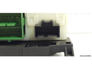 Блок предохранителей NB2161007040001 Ford Galaxy