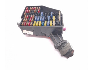 Блок предохранителей 6Q1941824B, 6Q1941824B   Skoda Fabia Mk1 (6Y)    