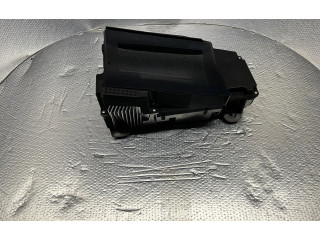 Экран дисплея вверх 31687416 Volvo XC90