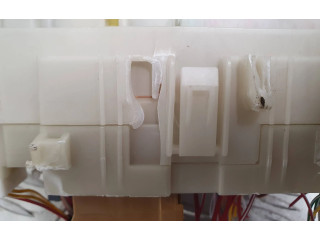   Pojistková skříňka 243802061R   Renault Megane E-Tech 2023