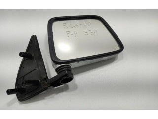 Zpětné zrcátko Nissan Navara D22 2000