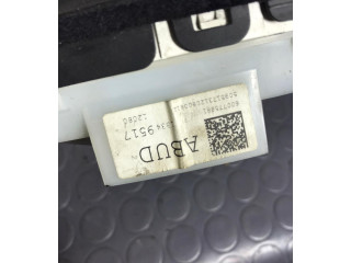 Панель приборов 600775881, 13349517   Opel Meriva B       