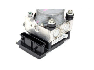 Блок АБС 8200756095 Dacia Sandero 2008 - 2012 года