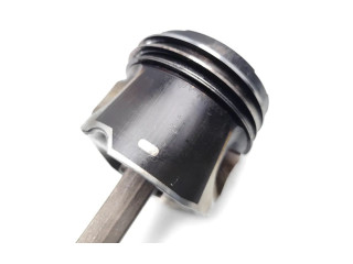 Поршень с шатуном D5204T2 D5204T2 Volvo V70