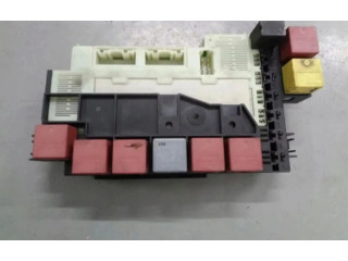 Блок предохранителей Renault Clio II