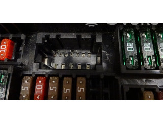 Блок предохранителей  02055097, 030811   BMW 7 F01 F02 F03 F04    