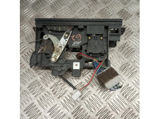 Блок управления климат-контролем Mazda 626