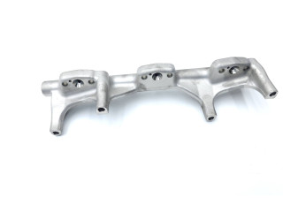 Vstřikovací lišta 7643082   BMW 3 F30 F35 F31    B58B30A 