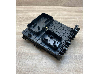 Блок предохранителей 1K0937124H   Audi A3 S3 8P    