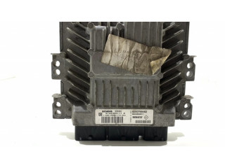 Блок управления двигателем Блок управления 8200766462, 8200592611   Renault Megane II