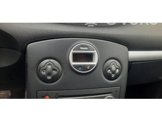 Блок управления климат-контролем    Renault Clio III