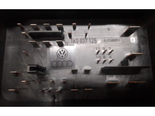 Блок предохранителей 1K0937125, 1K0937125 Volkswagen Jetta V