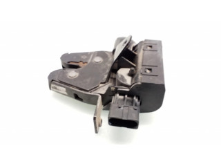 Замок задней крышки