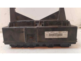 Блок предохранителей 04692071aa Jeep Grand Cherokee (WK)